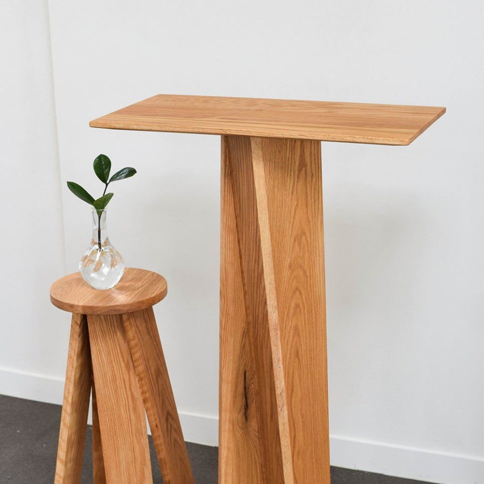 강대상과 사이드 테이블 한 세트