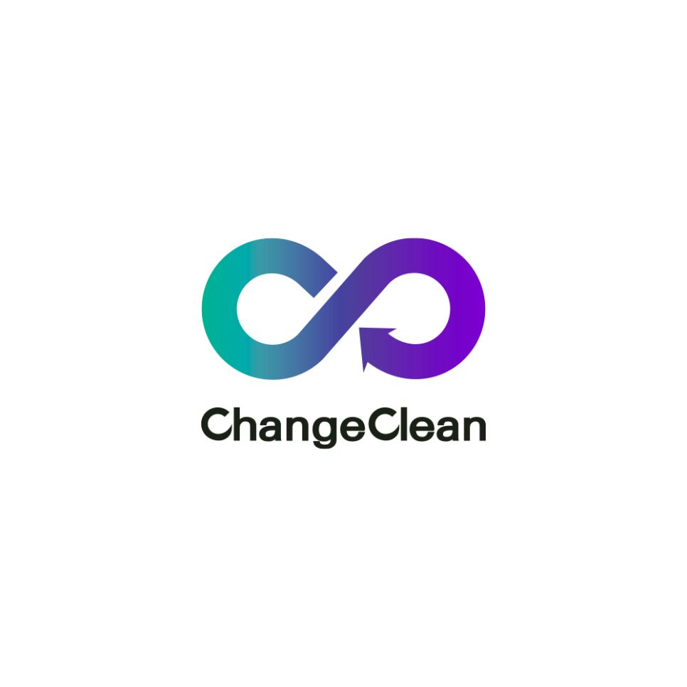 ChangeClean 로고, 무한대 기호와 영문 텍스트