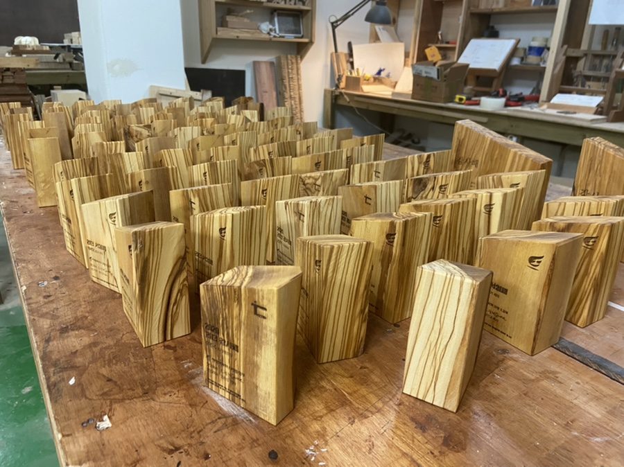 사랑의교회 리더 감사패 각인 상세